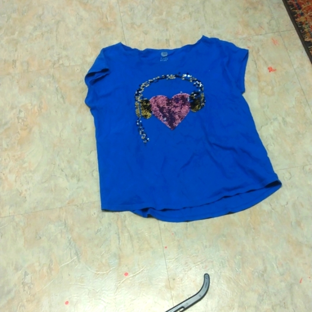 T shirt